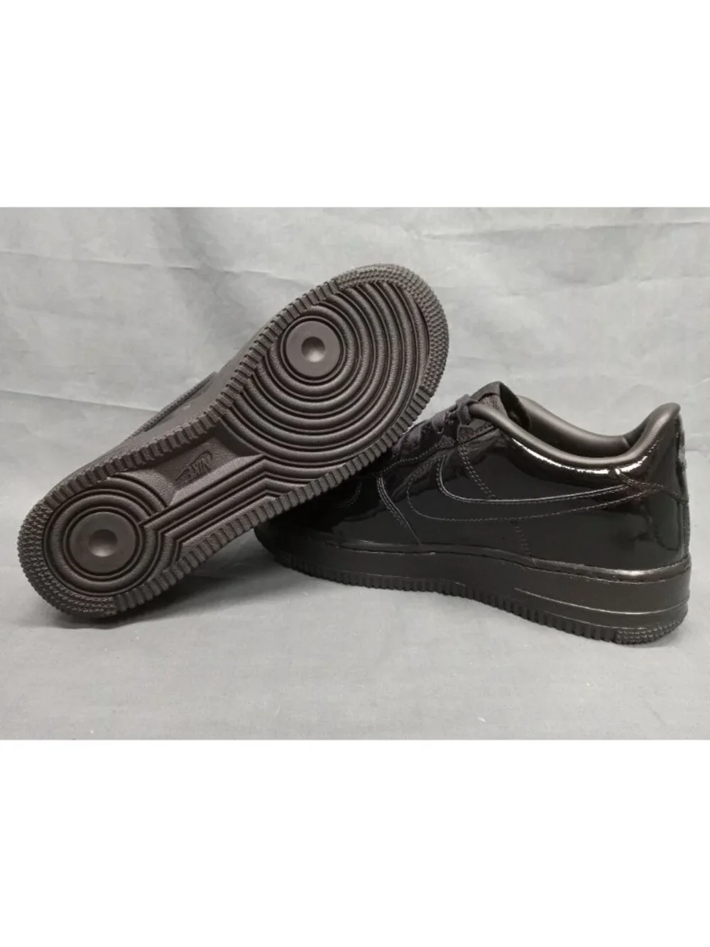 Nike Air Force 1 BG (GS) Triple Black Patent Leather Boys Size 4 NEW NO BOX!